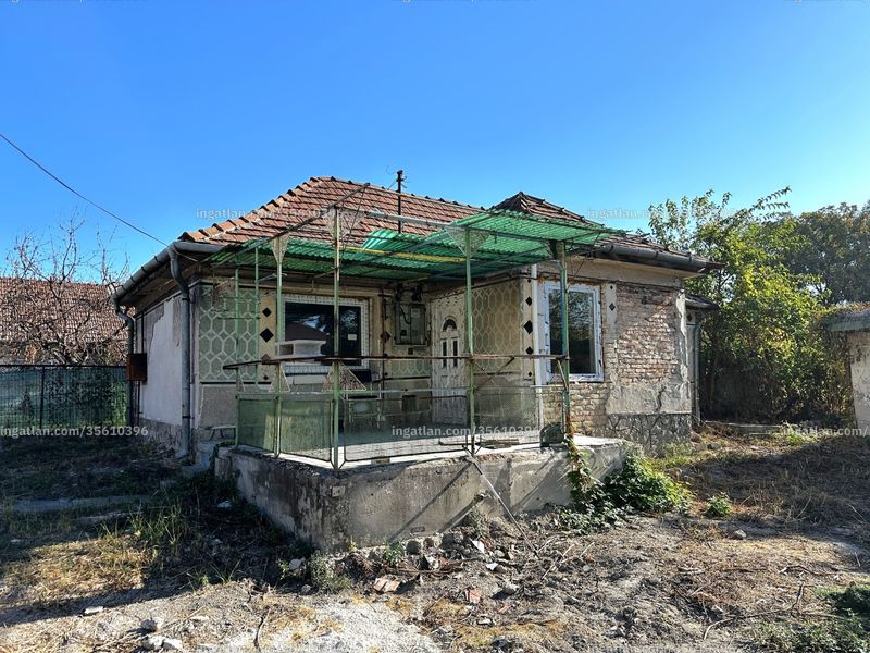 Listing photo