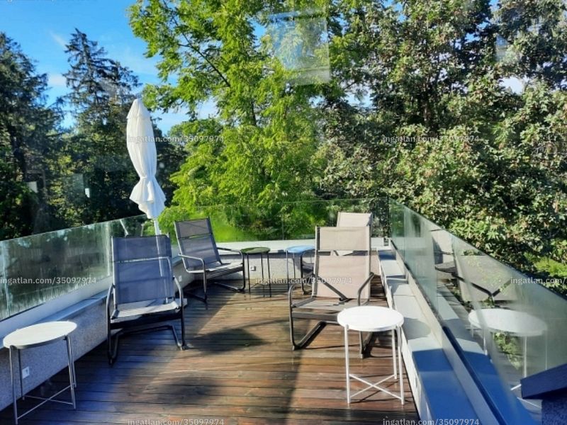 roof terrace