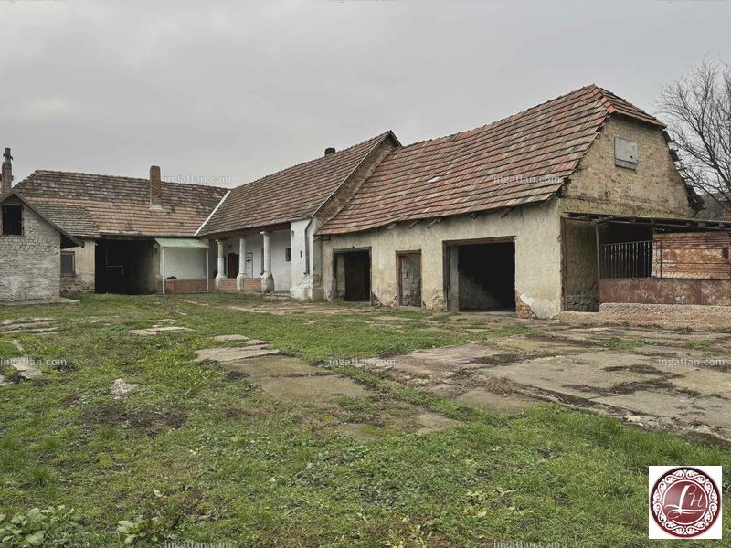 Listing photo