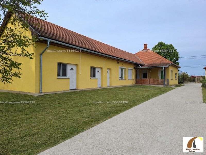 Listing photo
