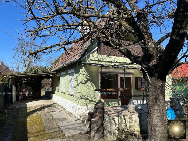 Listing photo