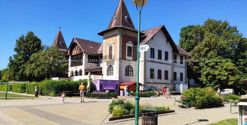 az épület kívülről