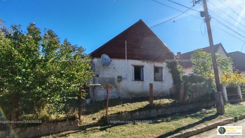 Hirdetés fotója