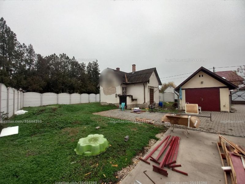 Listing photo