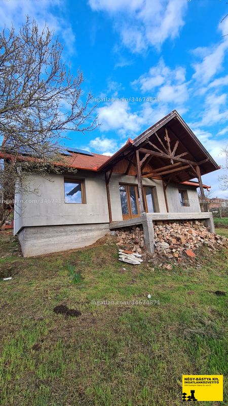 Listing photo