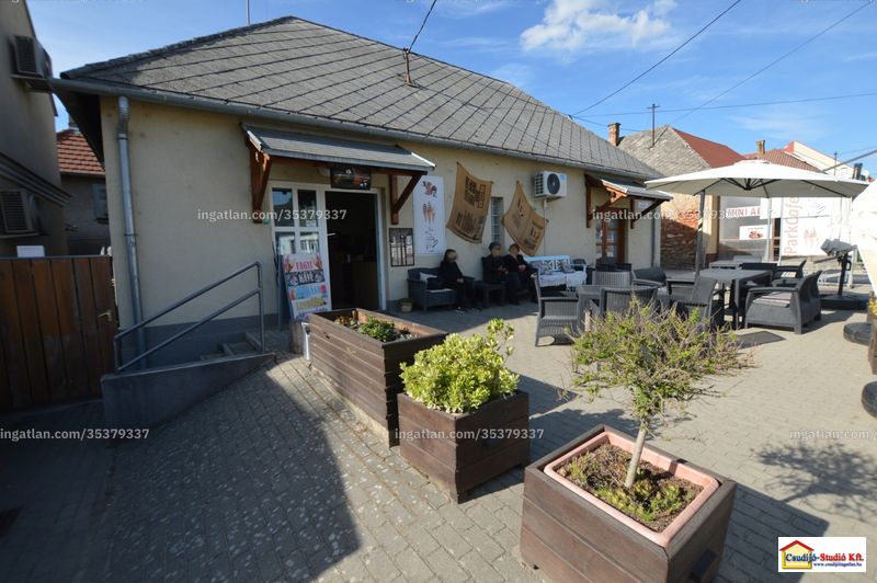 az épület kívülről