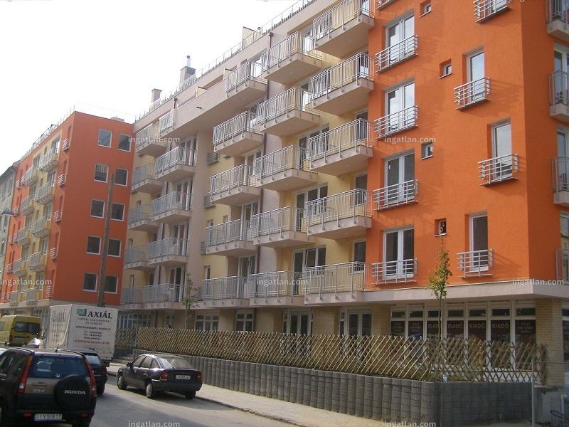 Listing photo